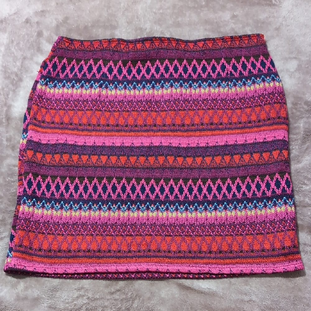 Hollister Pink and Orange Patterned Mini Skirt